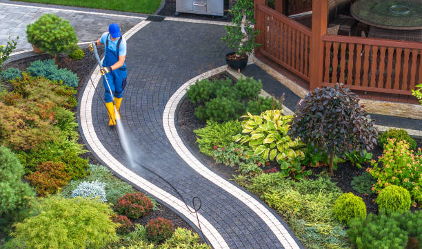 Why Choose Our Certified Pressure Washing Experts for Your Project Needs in Wapato, WA?